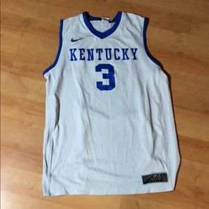 Nike Elite Men’s Kentucky Basketball Jersey.